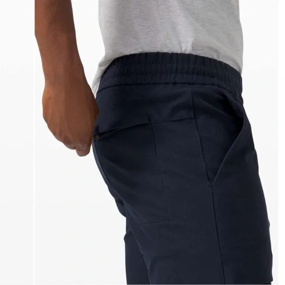 Lululemon Athletica Men’s Bowline Pant *Utilitech 30 Navy Blue Medium Tapered